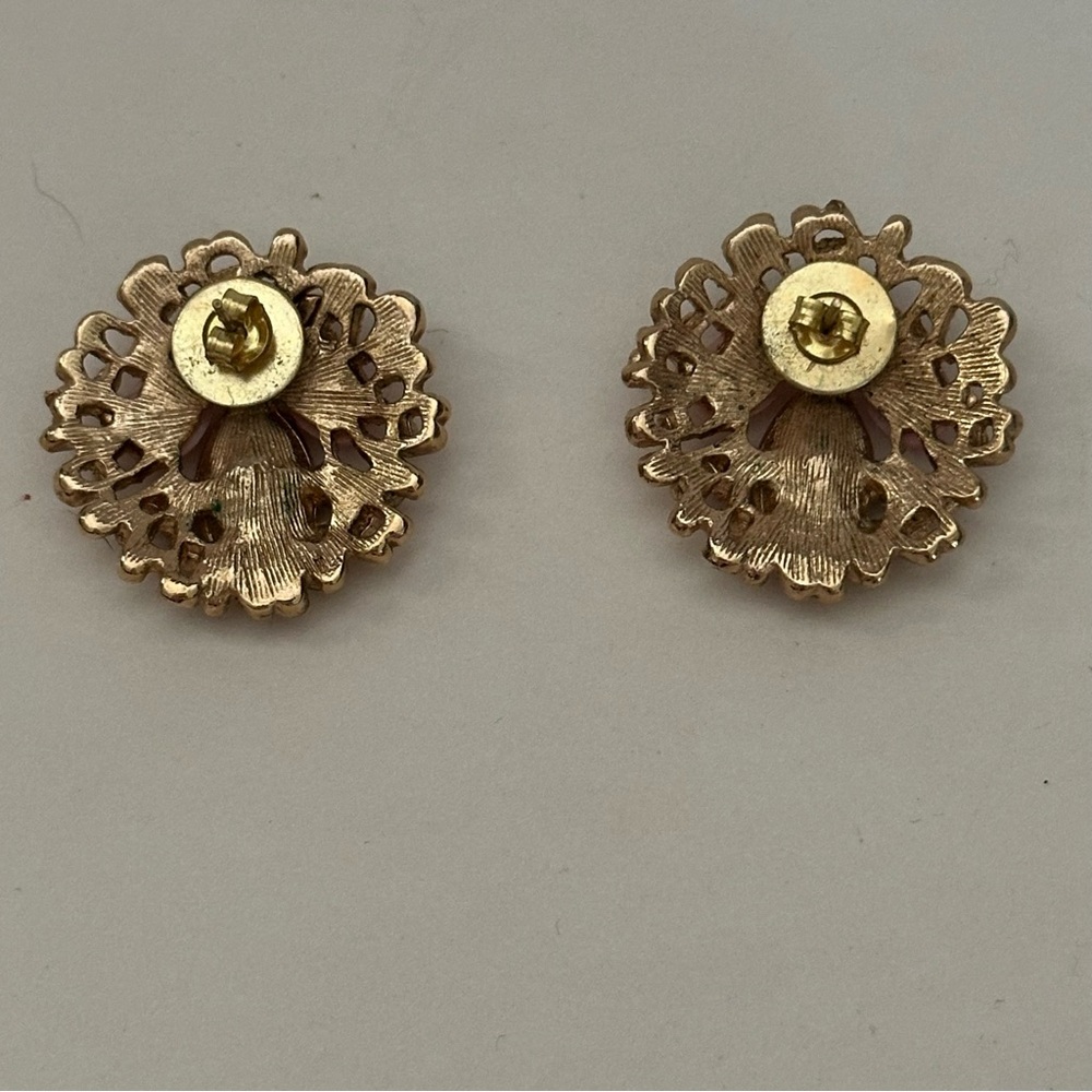 Vintage Sarah Coventry Brooch and Earrings Set - Picture 6 of 8